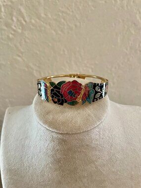 Vintage Cloisonné Enamel Floral Butterfly Hinged Bangle Bracelet Gold Tone